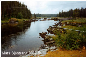 Vid Stavrestr&ouml;mmar, av Mats Sj&ouml;strand 2002 ()